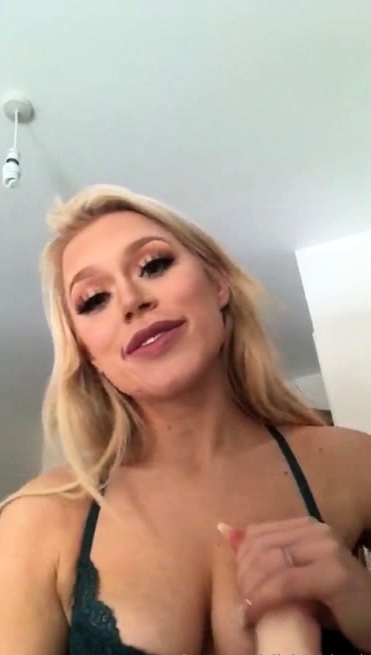 amateur his tall blonde fetish masturbating on live webcam