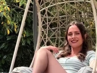 Nylon Bea aka nylonbea OnlyFans – I’m so sorry about the