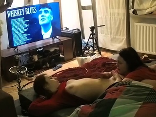 Amateur Big Titted Brunette Get Fucked On The Couch