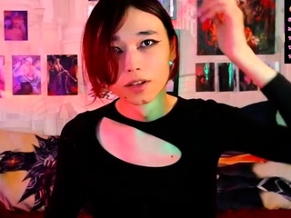 Katie amateur brunette girl toying pussy with a vibrator