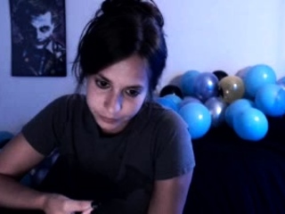 Brunette Solo Webcam Masturbation