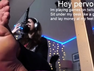 Slutty girl foot fetish with masturbation