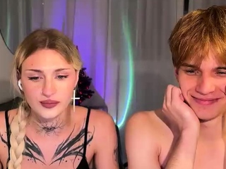 Amateur Hot Blonde Sucking Her Boyfriend s Dick On Webcam