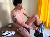 Hung Bareback Erik Cums After a Satisfying Dick Massage